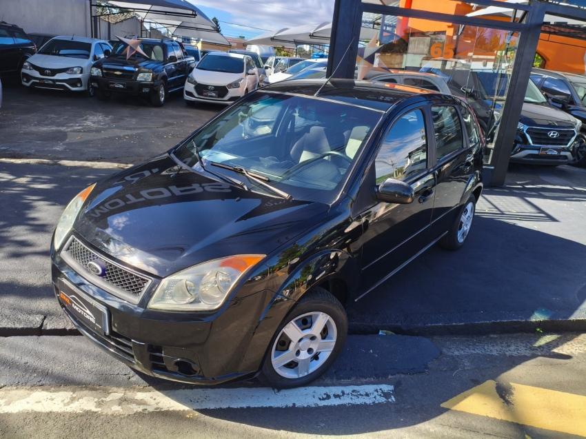 FORD Fiesta Hatch - Foto