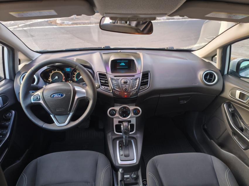 FORD Fiesta Hatch - Foto