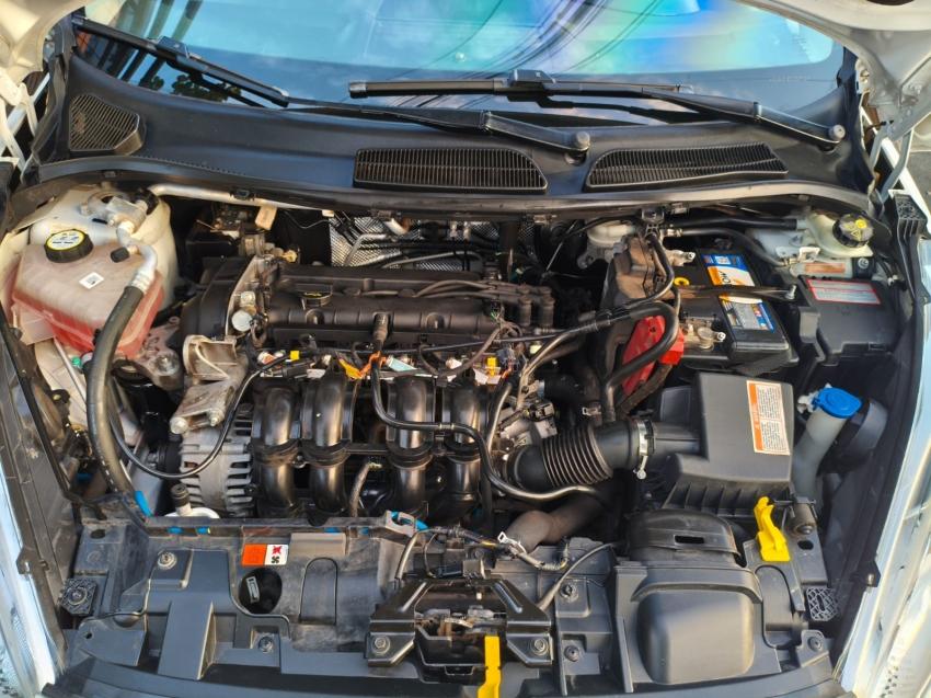 FORD Fiesta Hatch - Foto