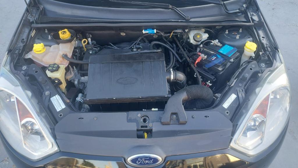 FORD Fiesta Hatch - Foto