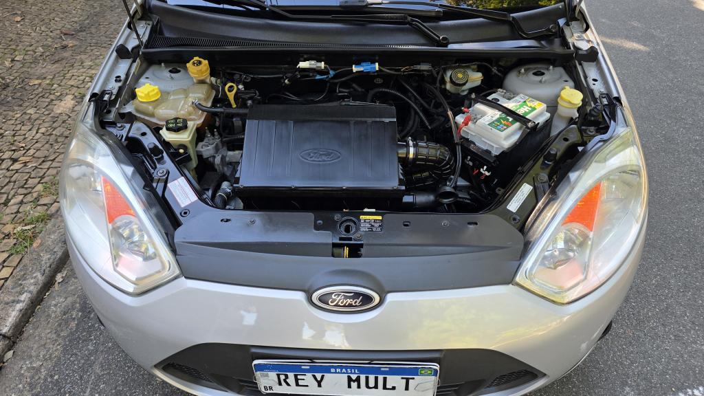 FORD Fiesta Hatch - Foto