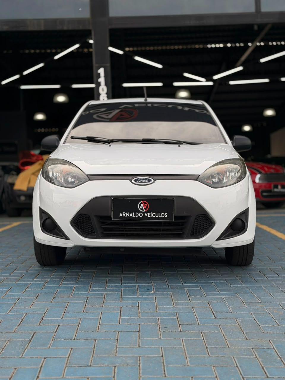 FORD Fiesta Hatch - Foto