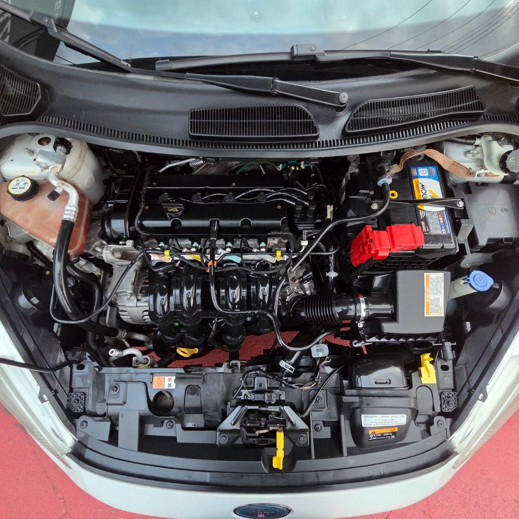 FORD Fiesta Hatch - Foto