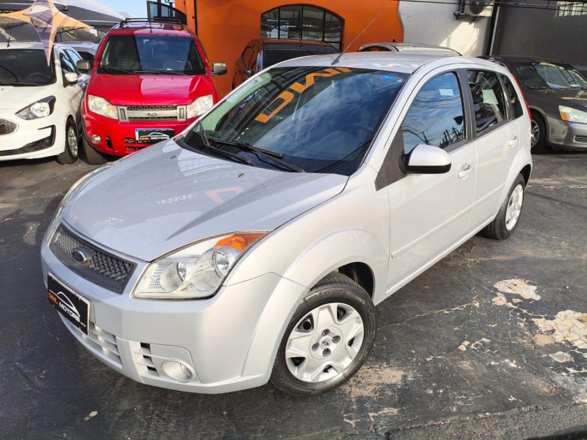 FORD Fiesta Hatch - Foto