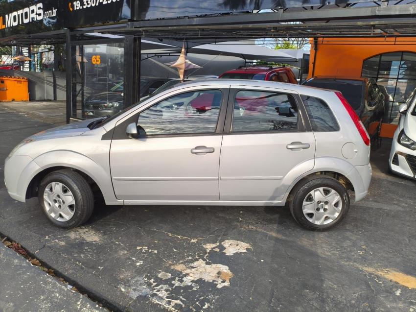 FORD Fiesta Hatch - Foto