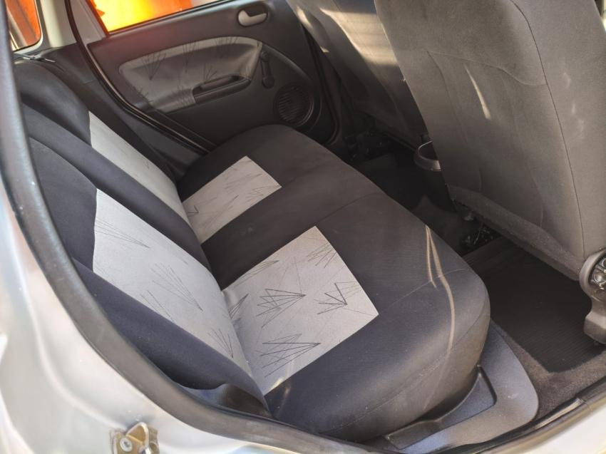 FORD Fiesta Hatch - Foto