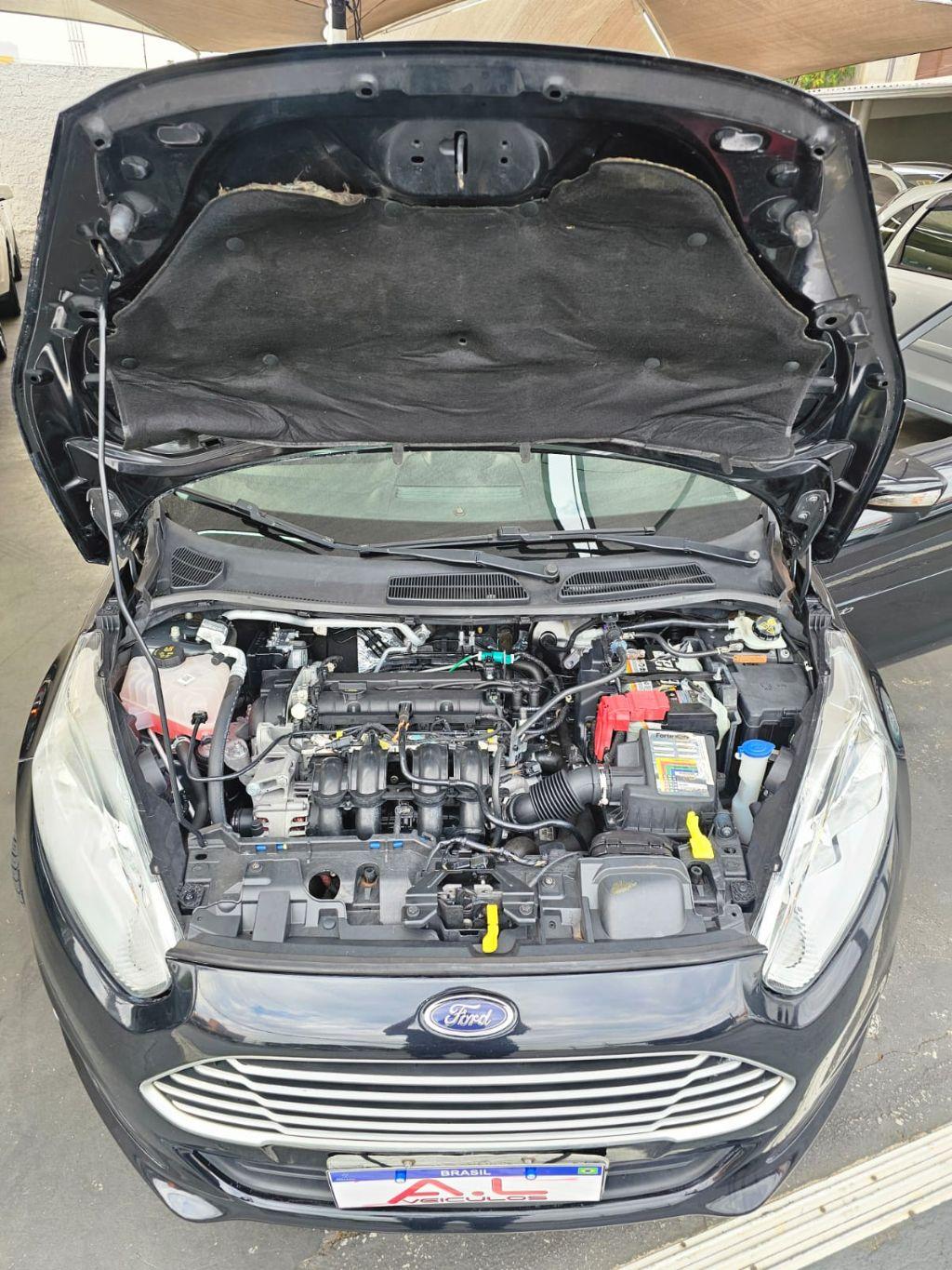 FORD Fiesta Hatch - Foto