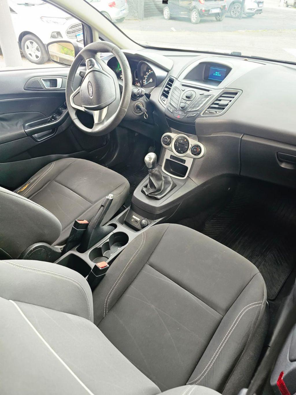 FORD Fiesta Hatch - Foto