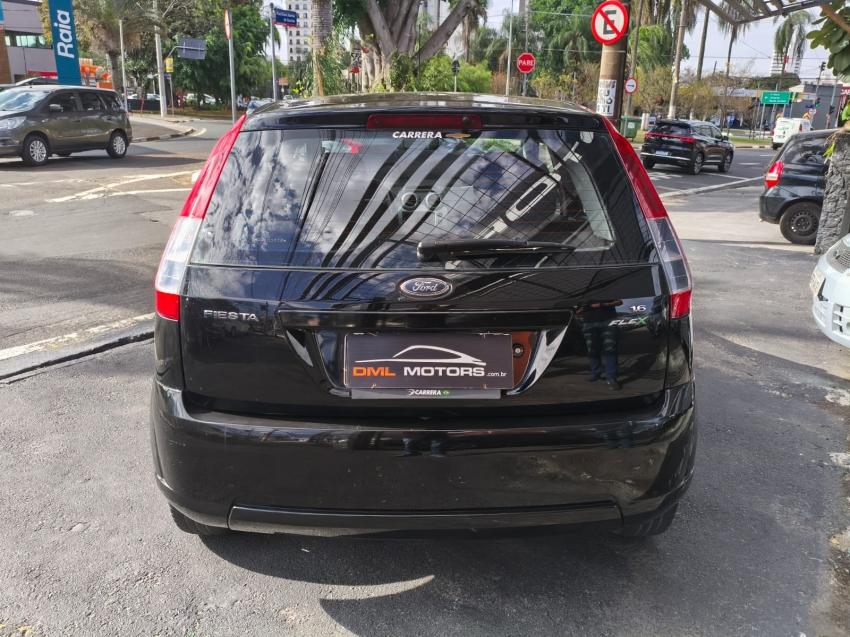 FORD Fiesta Hatch - Foto