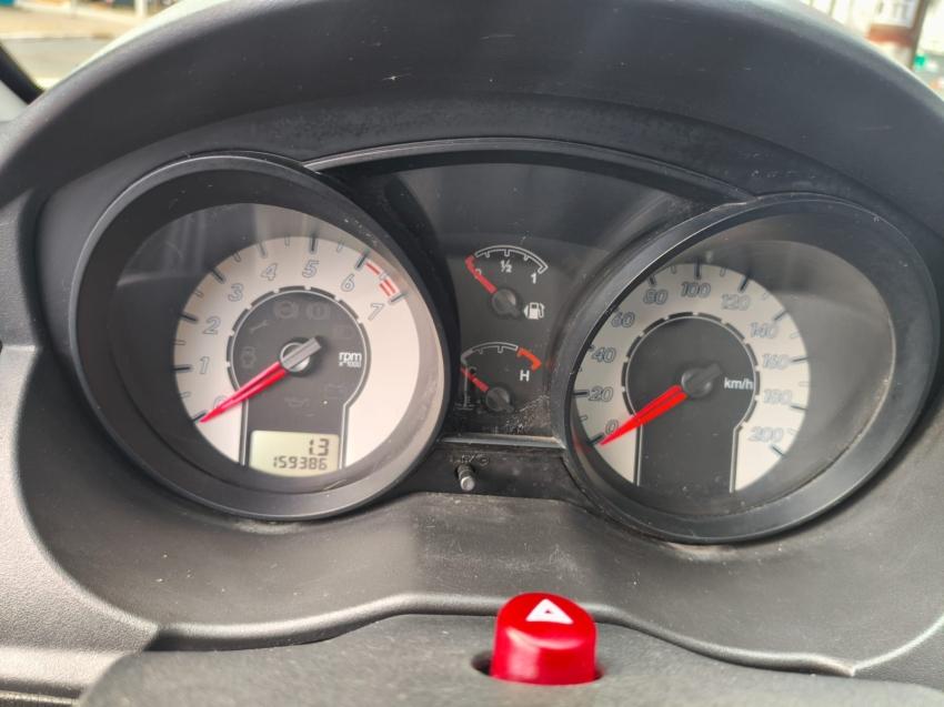 FORD Fiesta Hatch - Foto