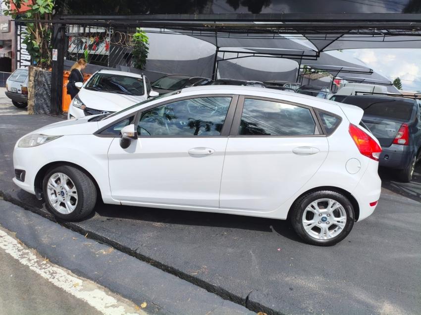 FORD Fiesta Hatch - Foto
