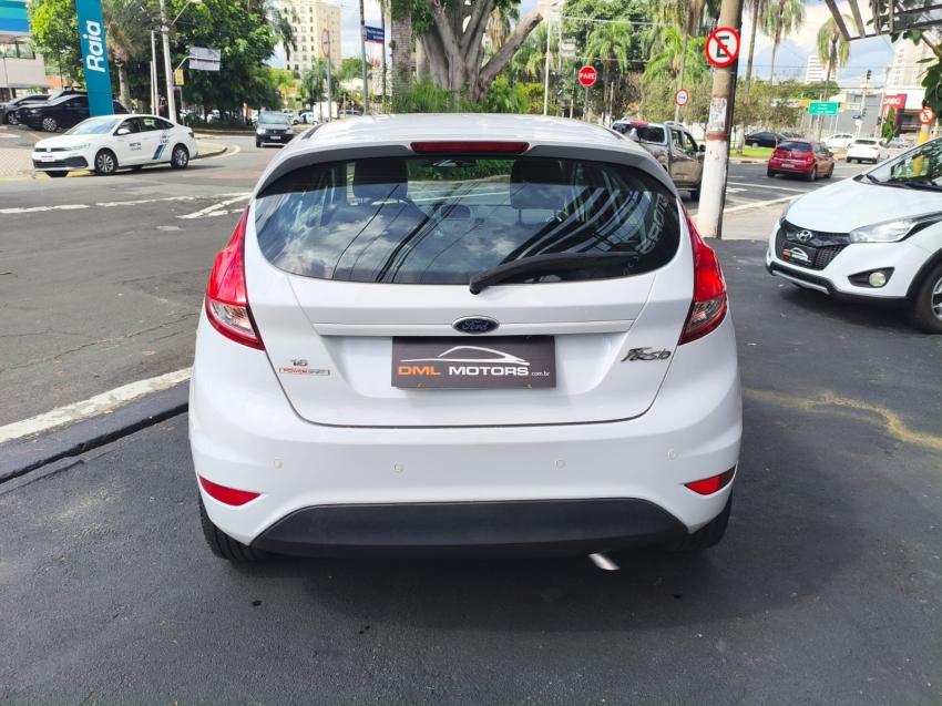 FORD Fiesta Hatch - Foto