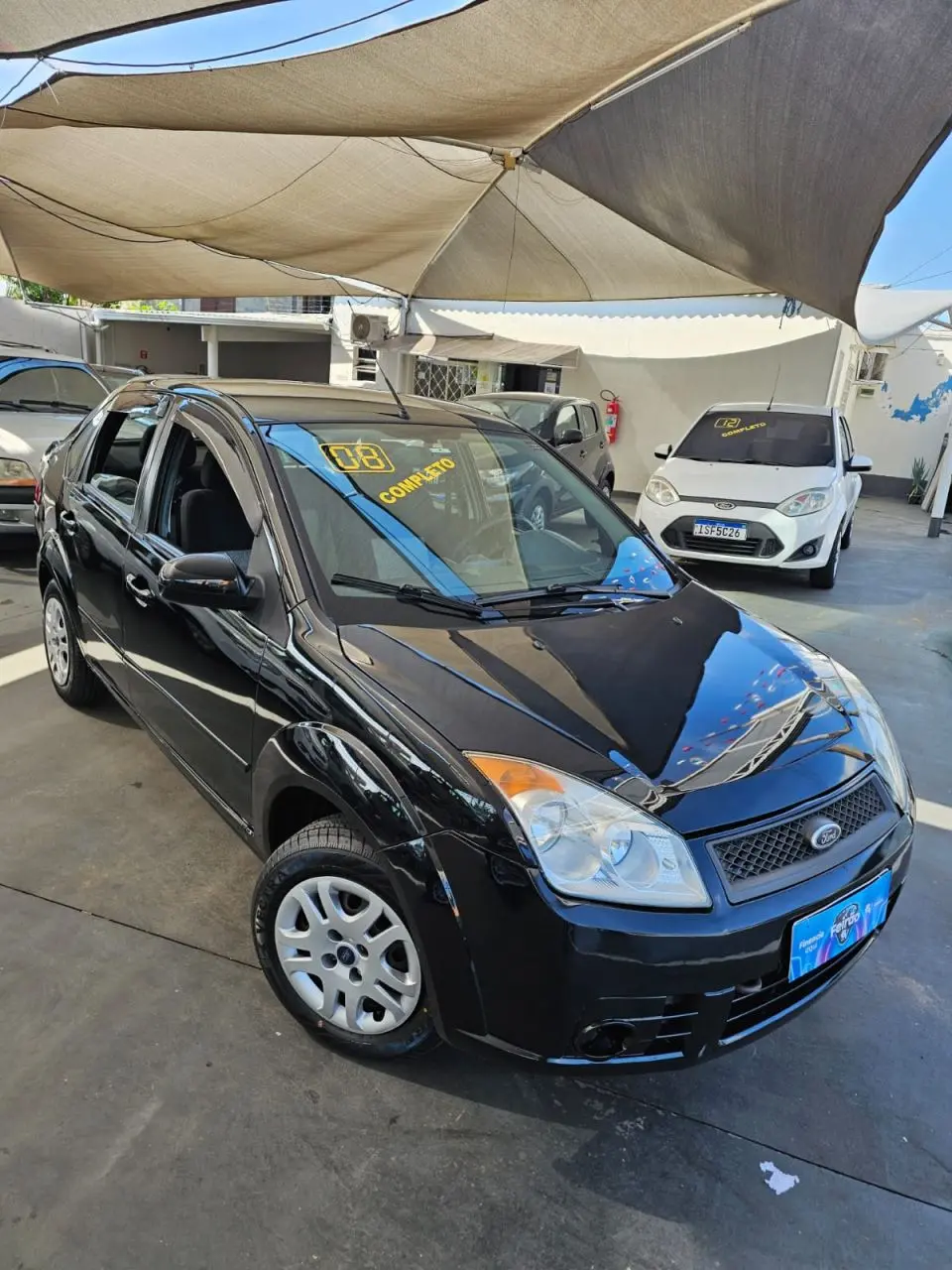 FORD Fiesta Sedan - Foto