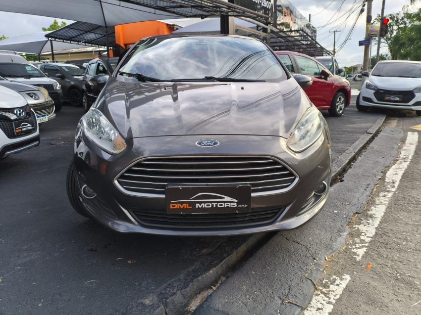 FORD Fiesta Sedan - Foto