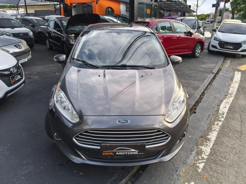 FORD Fiesta Sedan - Foto