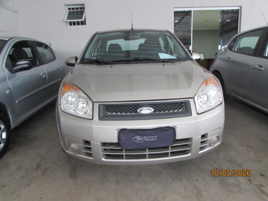 FORD Fiesta Sedan - Foto
