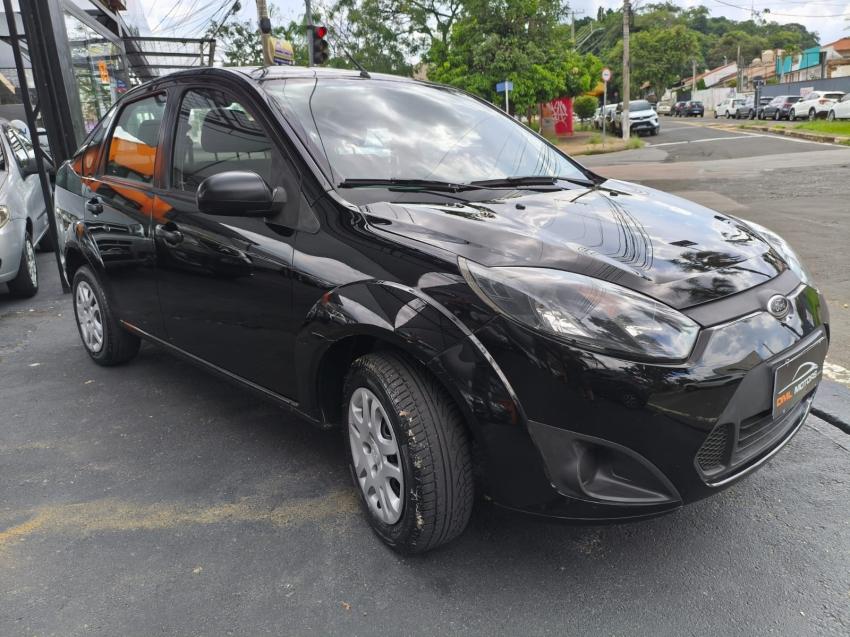 FORD Fiesta Sedan - Foto