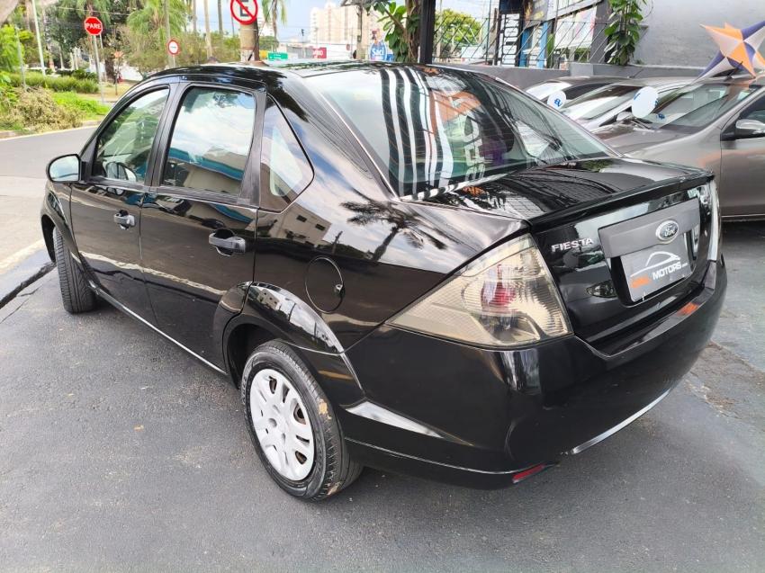 FORD Fiesta Sedan - Foto