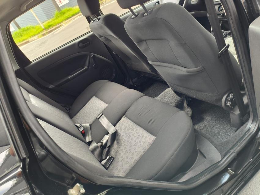 FORD Fiesta Sedan - Foto