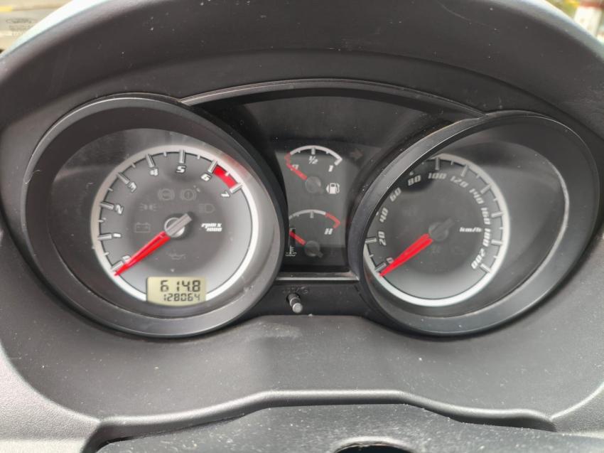 FORD Fiesta Sedan - Foto