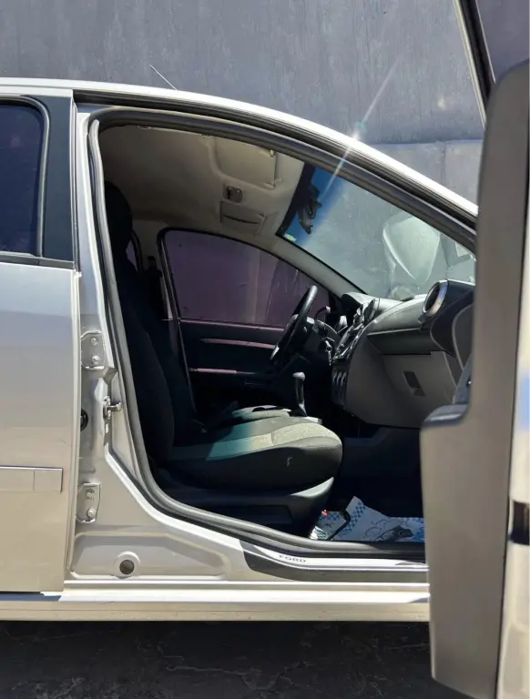 FORD Fiesta Sedan - Foto