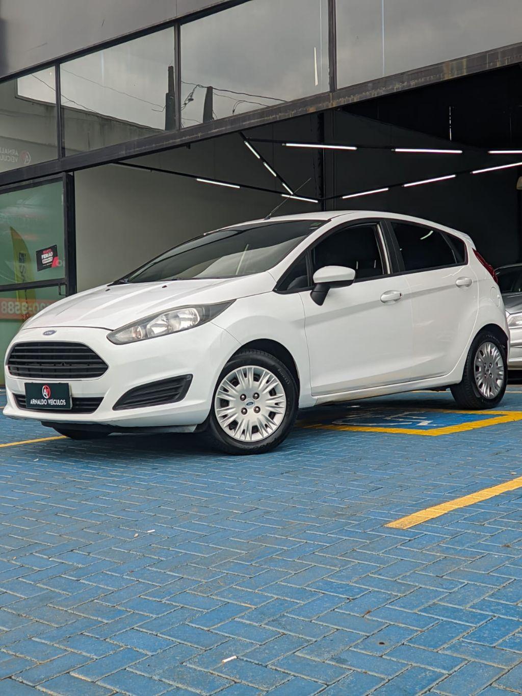 FORD Fiesta Sedan - Foto