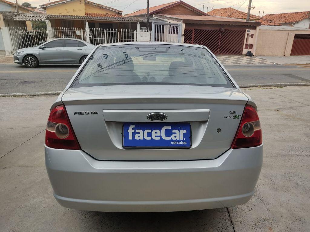 FORD Fiesta Sedan - Foto