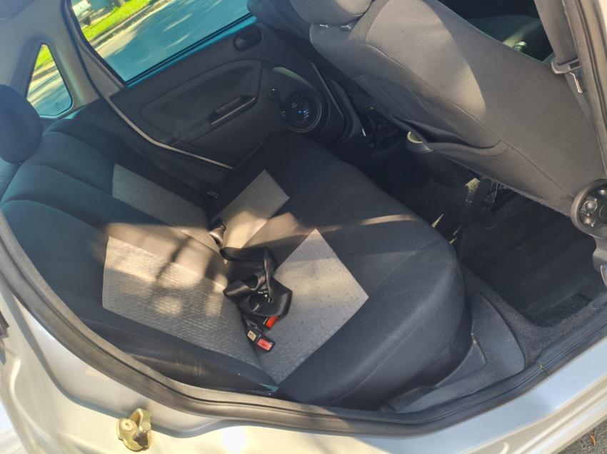 FORD Fiesta Sedan - Foto