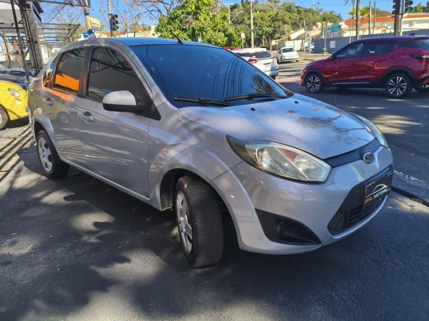 FORD Fiesta Sedan - Foto