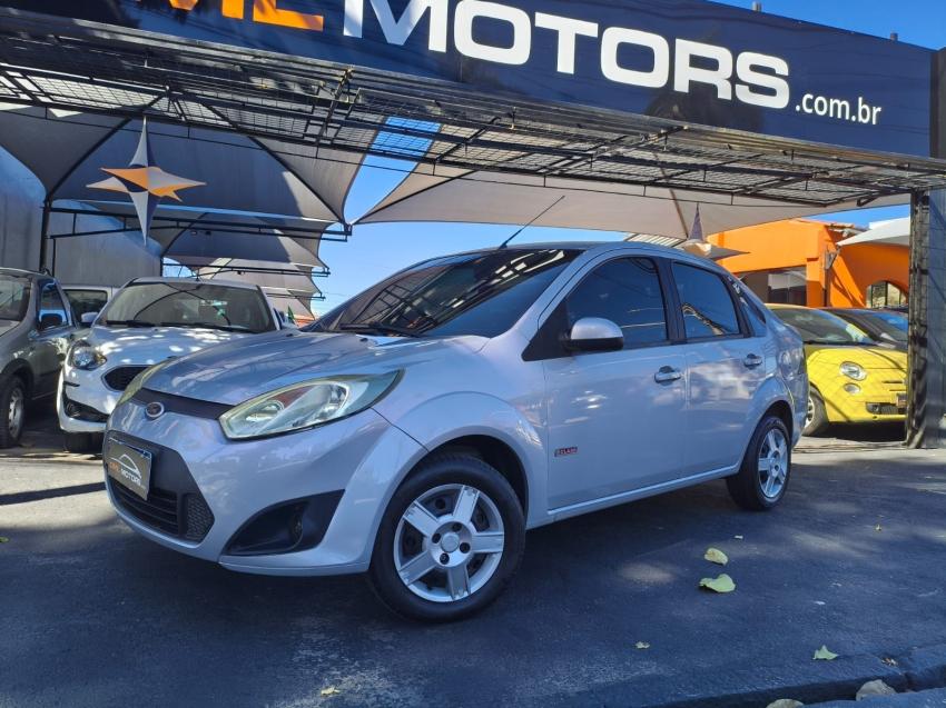 FORD Fiesta Sedan - Foto
