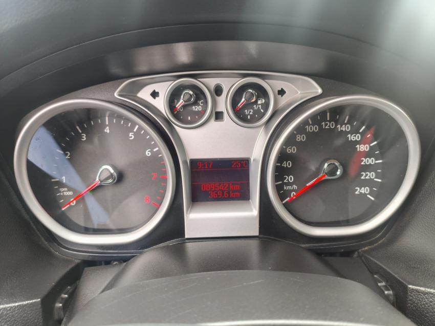 FORD Focus Hatch - Foto