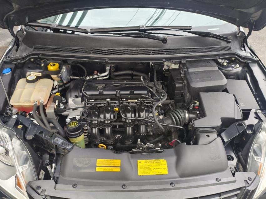 FORD Focus Hatch - Foto