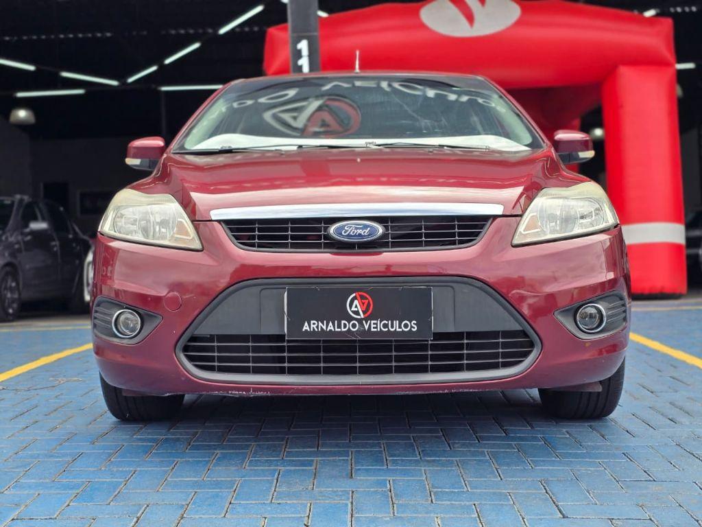 FORD Focus Hatch - Foto