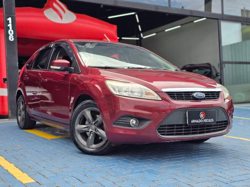 FORD Focus Hatch - Foto