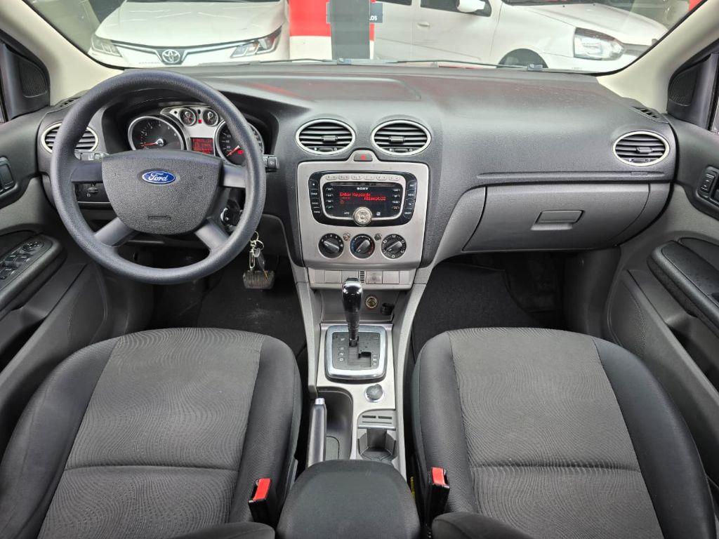 FORD Focus Hatch - Foto