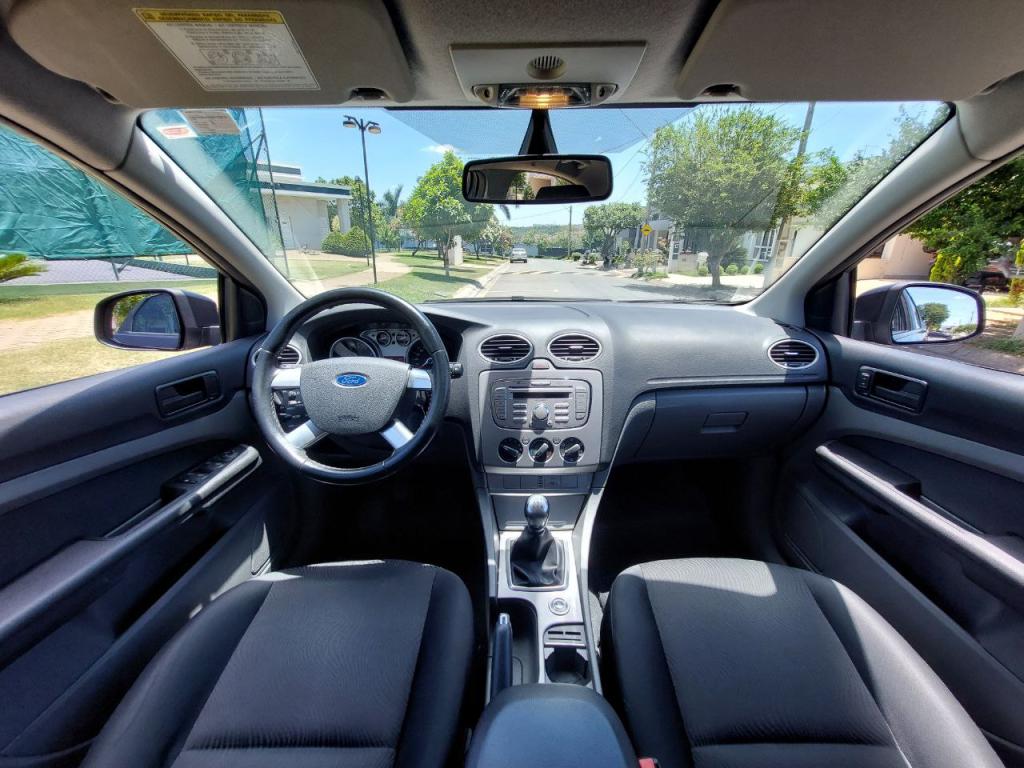 FORD Focus Hatch - Foto