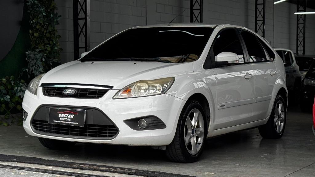 FORD Focus Hatch - Foto
