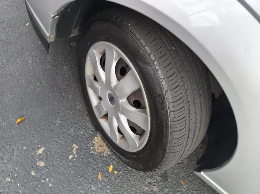 FORD Focus Sedan - Foto