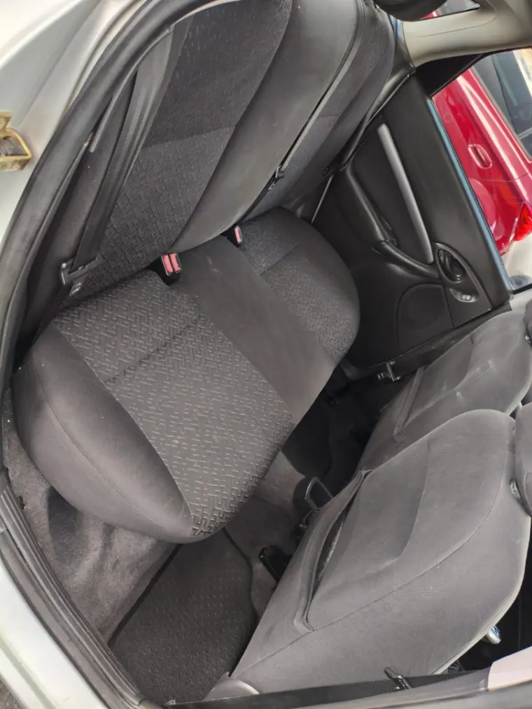 FORD Focus Sedan - Foto