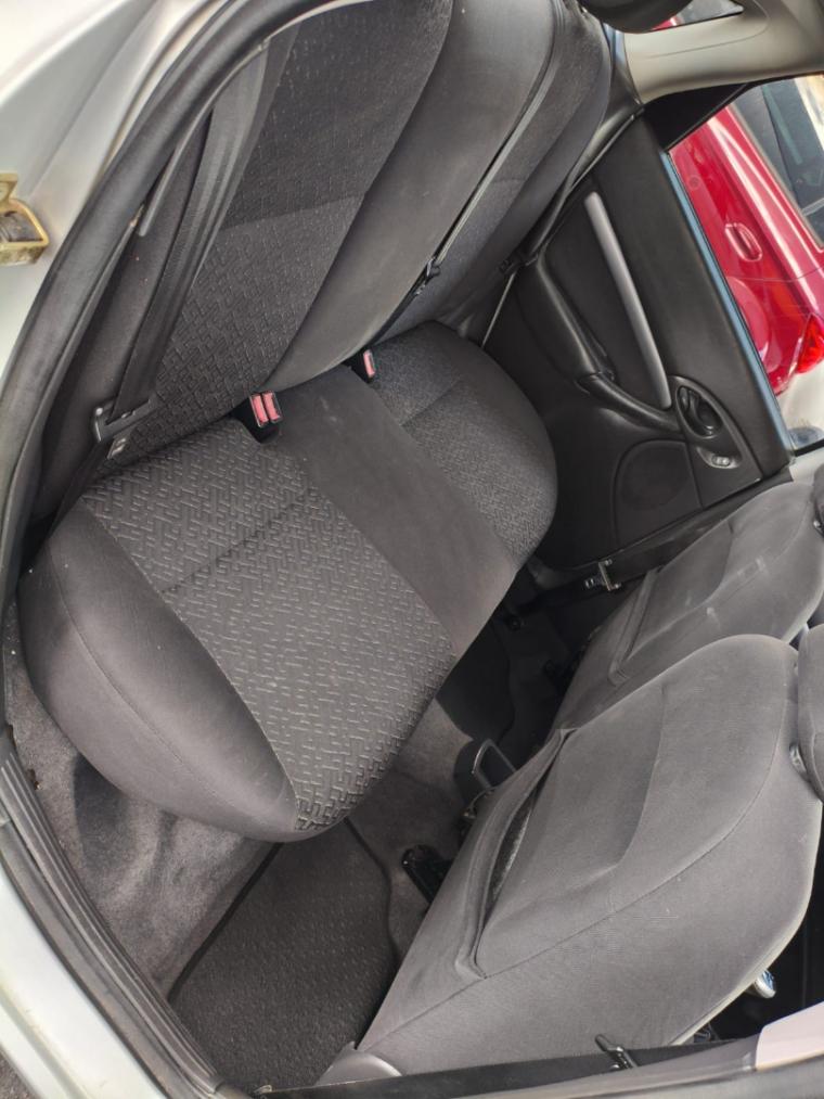 FORD Focus Sedan - Foto