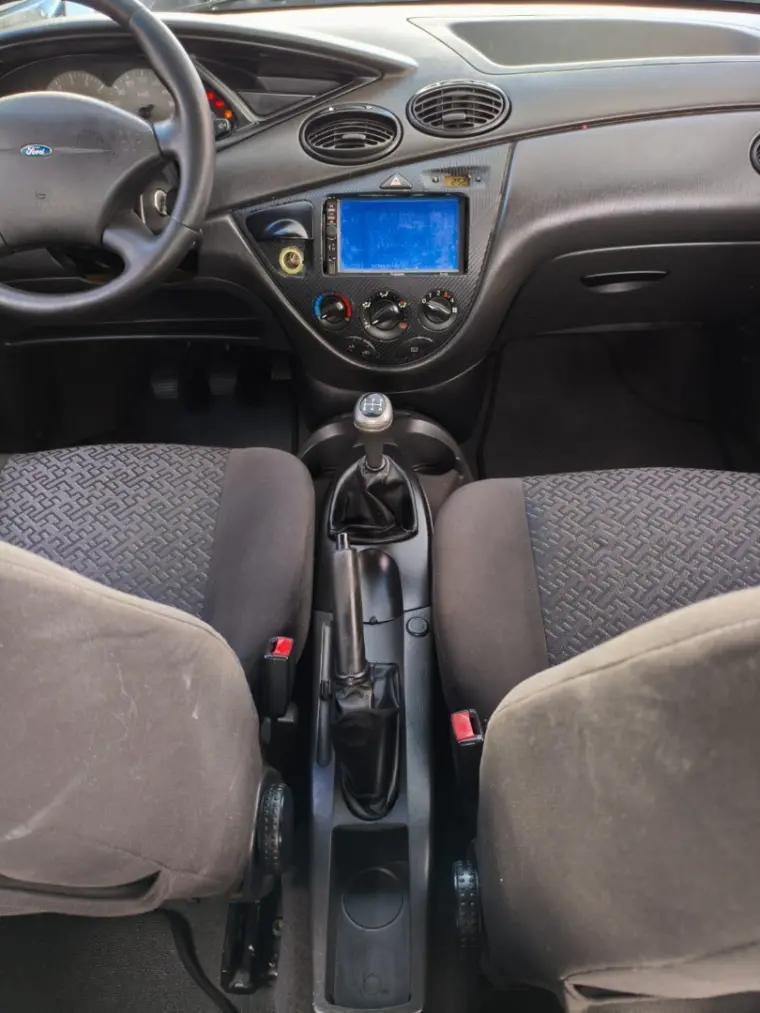 FORD Focus Sedan - Foto