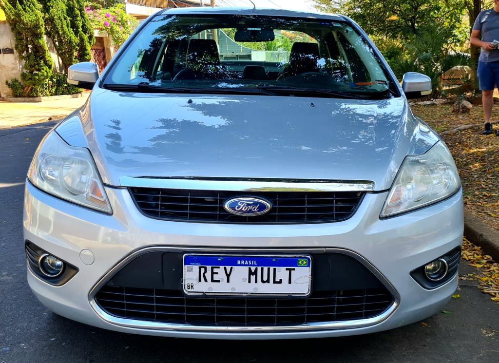 FORD Focus Sedan - Foto