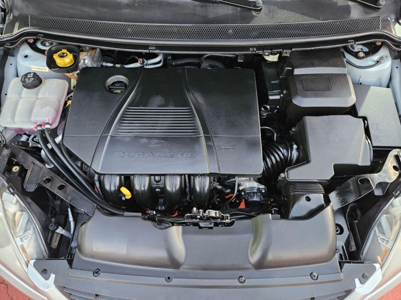 FORD Focus Sedan - Foto