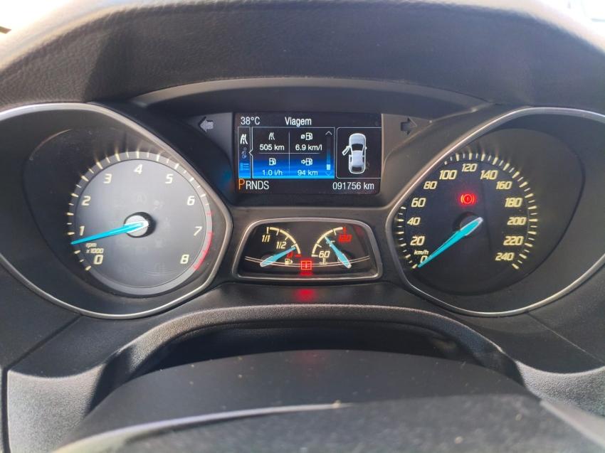 FORD Focus Sedan - Foto