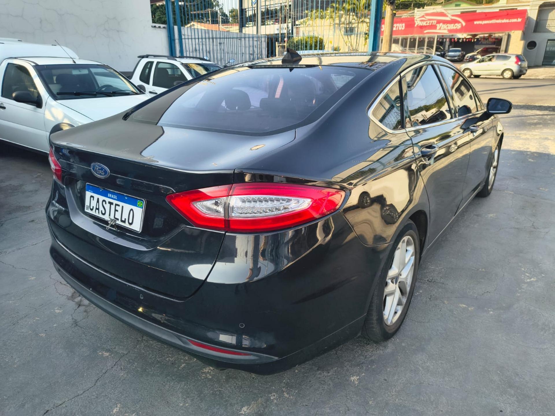 FORD Fusion - Foto