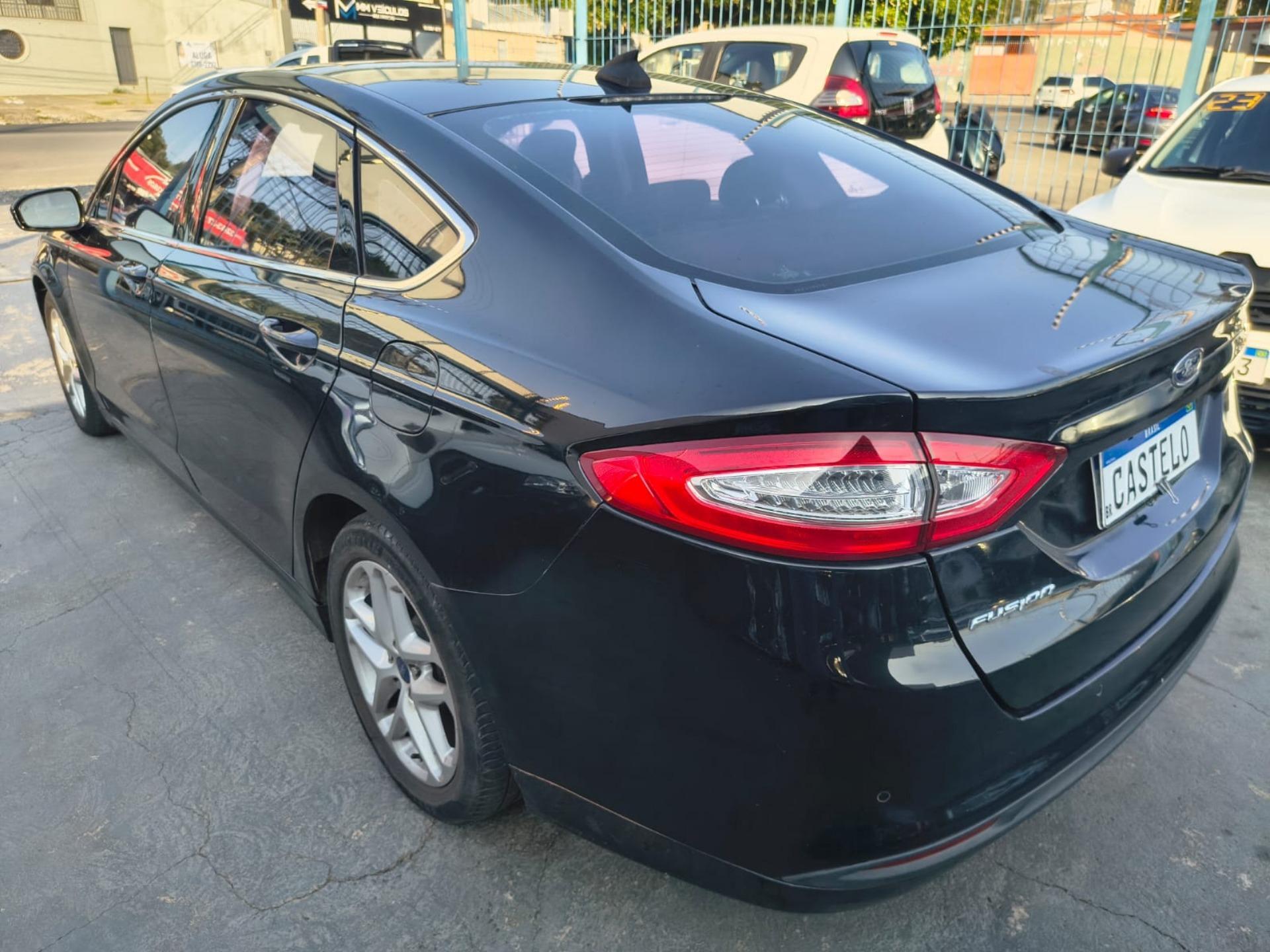 FORD Fusion - Foto