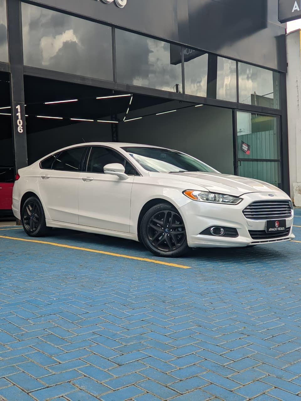 FORD Fusion - Foto