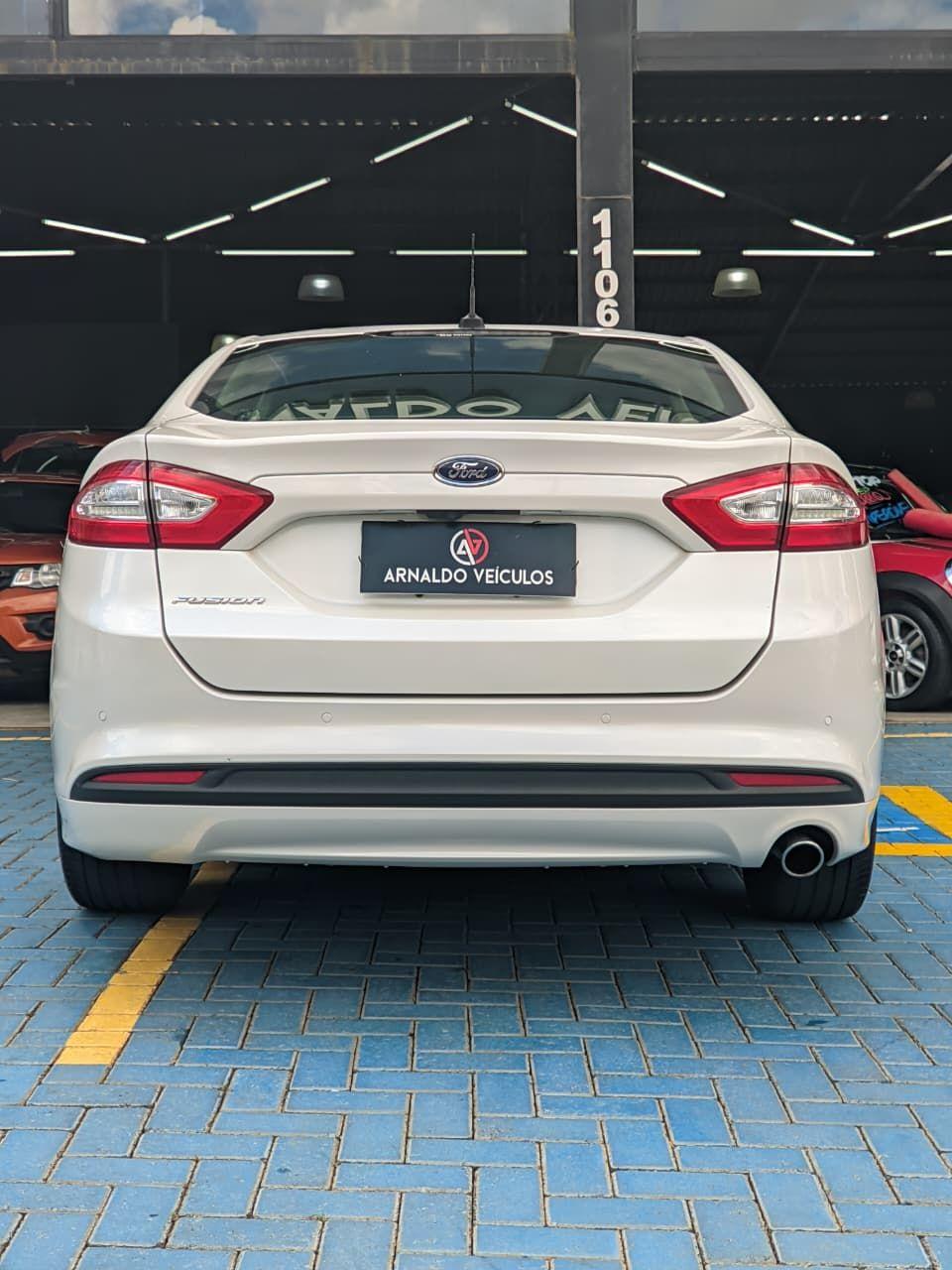 FORD Fusion - Foto