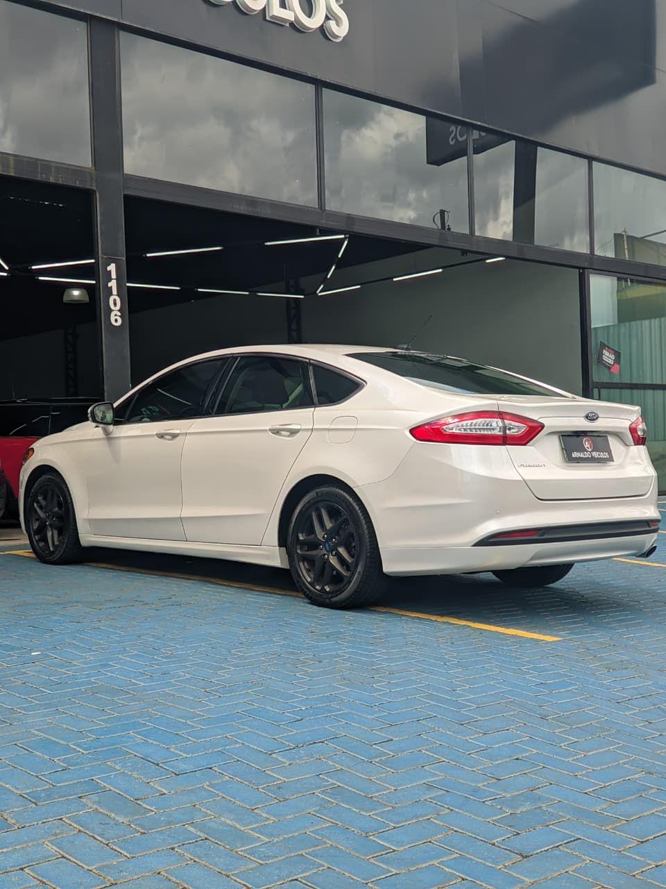 FORD Fusion - Foto