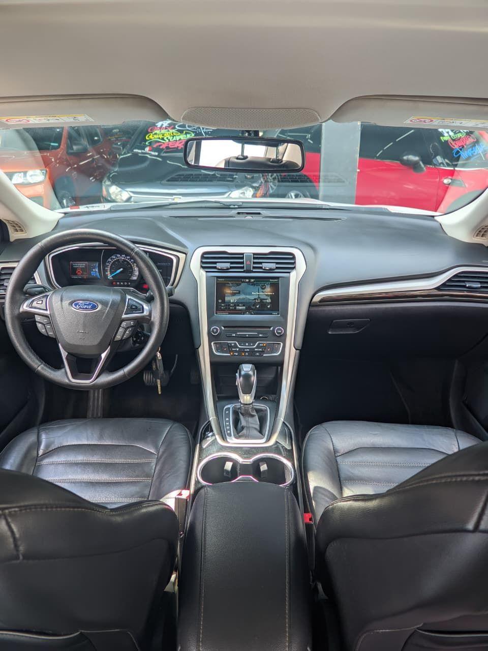 FORD Fusion - Foto